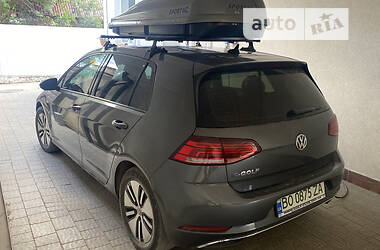 Volkswagen e-Golf 2017