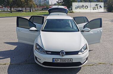 Хетчбек Volkswagen e-Golf 2016 в Запоріжжі