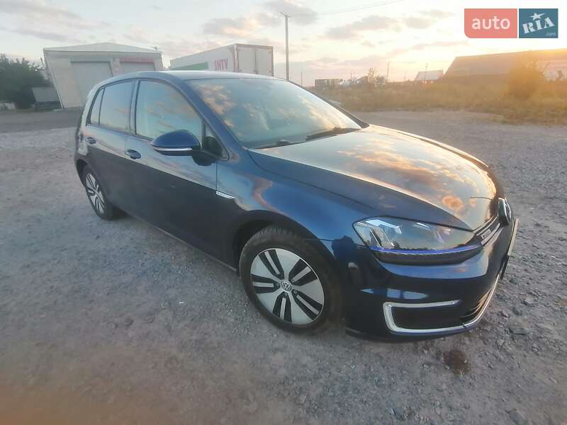 Хэтчбек Volkswagen e-Golf 2014 в Виннице