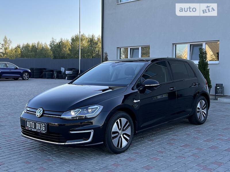 Хэтчбек Volkswagen e-Golf 2018 в Луцке