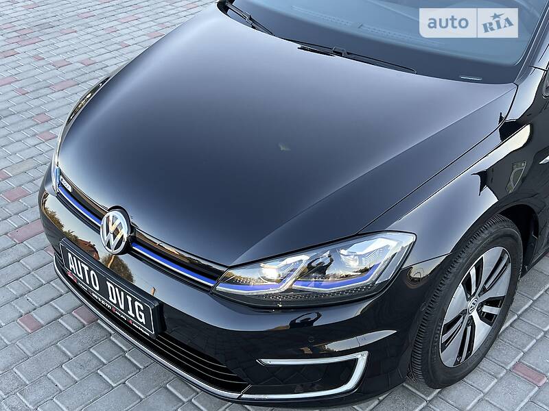 Хэтчбек Volkswagen e-Golf 2018 в Луцке