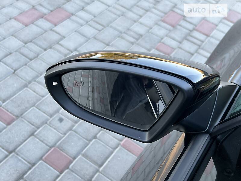 Хэтчбек Volkswagen e-Golf 2018 в Луцке