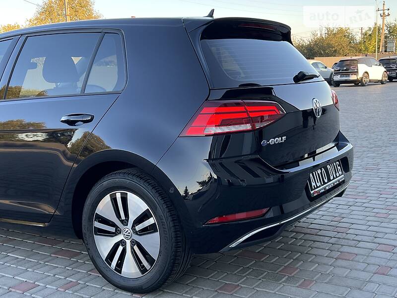 Хэтчбек Volkswagen e-Golf 2018 в Луцке