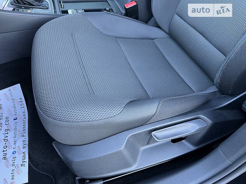 Хэтчбек Volkswagen e-Golf 2018 в Луцке