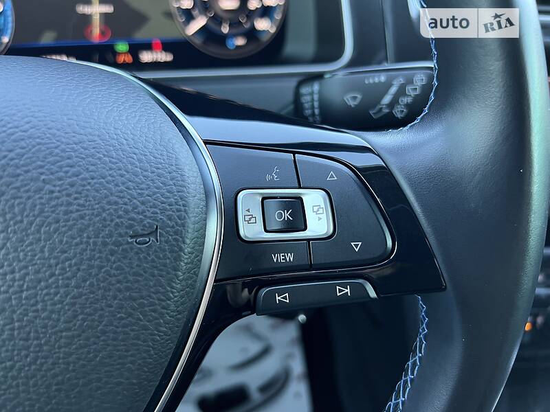 Хэтчбек Volkswagen e-Golf 2018 в Луцке