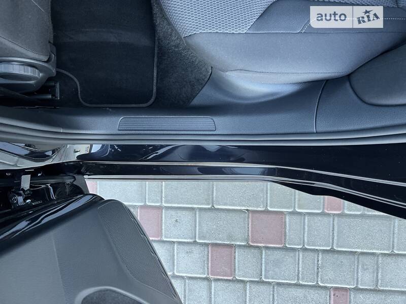 Хэтчбек Volkswagen e-Golf 2018 в Луцке