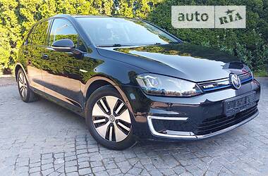 Volkswagen e-Golf 2015