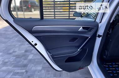 Хэтчбек Volkswagen e-Golf 2018 в Ровно