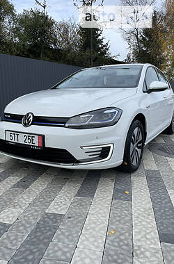 Volkswagen e-Golf 2020 Volkswagen e-Golf 2020