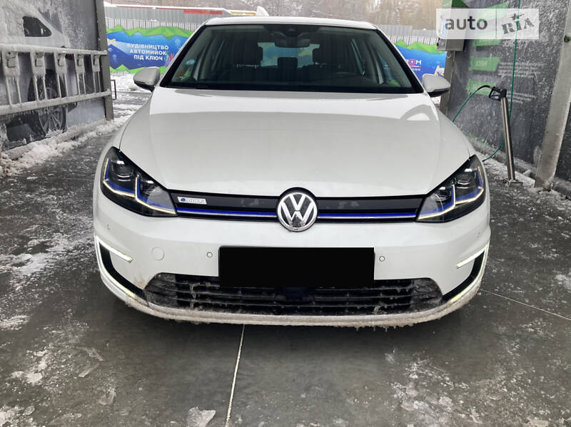 Хэтчбек Volkswagen e-Golf 2018 в Виннице