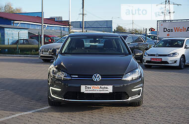 Универсал Volkswagen e-Golf 2020 в Черновцах