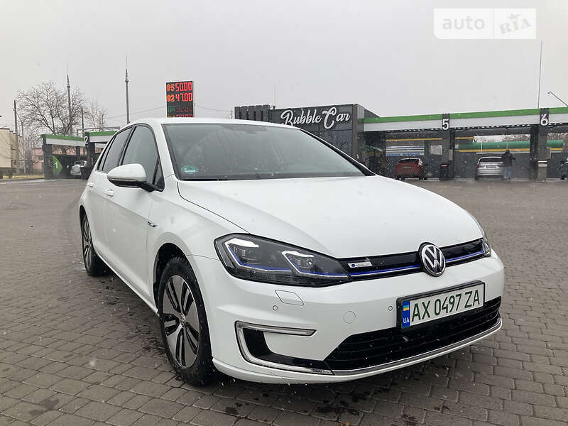 Хэтчбек Volkswagen e-Golf 2017 в Харькове