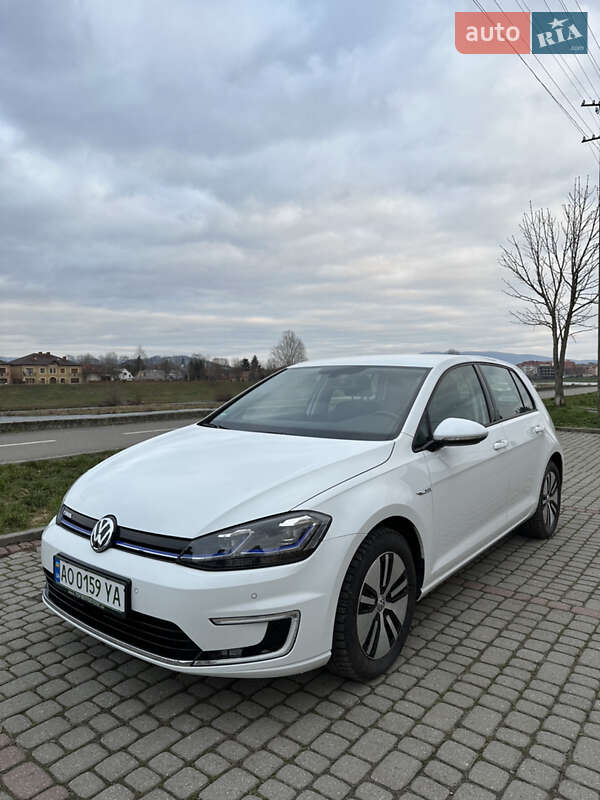 Хетчбек Volkswagen e-Golf 2018 в Мукачевому