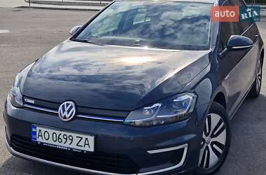 Хэтчбек Volkswagen e-Golf 2017 в Мукачево