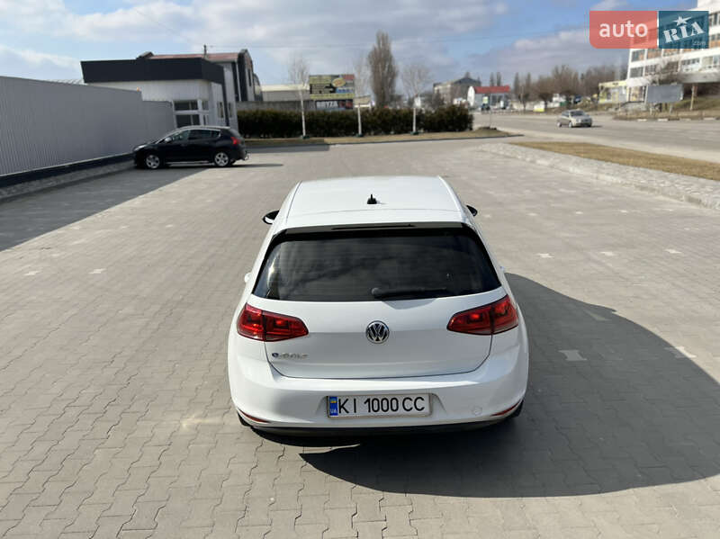 Хэтчбек Volkswagen e-Golf 2016 в Белой Церкви