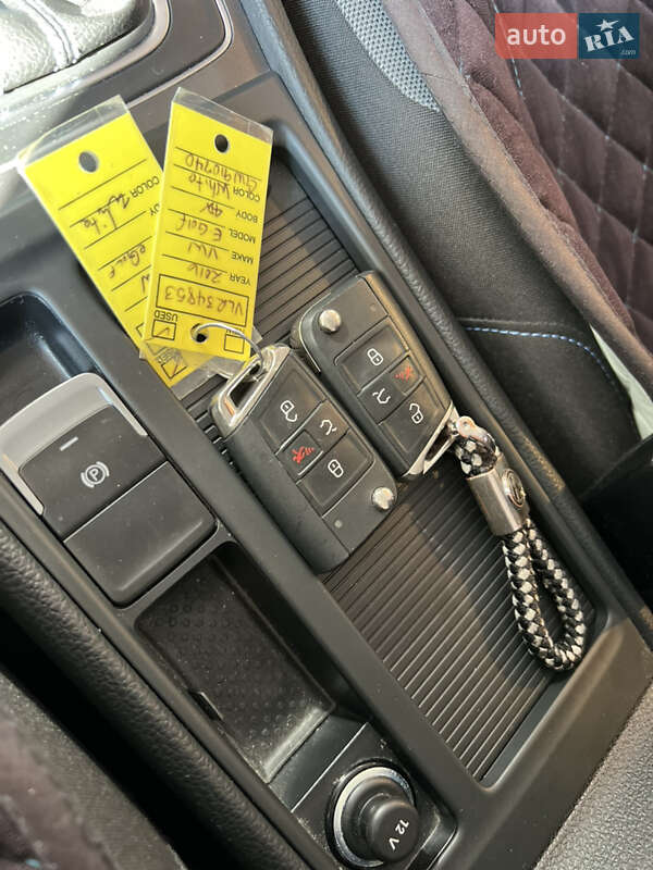 Хэтчбек Volkswagen e-Golf 2016 в Белой Церкви