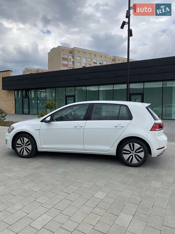 Хэтчбек Volkswagen e-Golf 2019 в Хмельницком