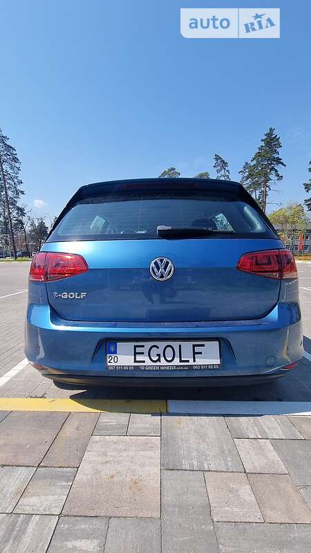 Хэтчбек Volkswagen e-Golf 2016 в Киеве