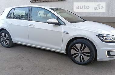 Хэтчбек Volkswagen e-Golf 2017 в Казатине