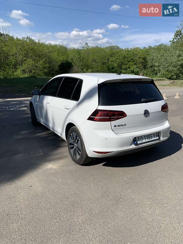 Хетчбек Volkswagen e-Golf 2014 в Ужгороді