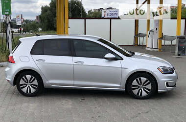 Volkswagen e-Golf 2015