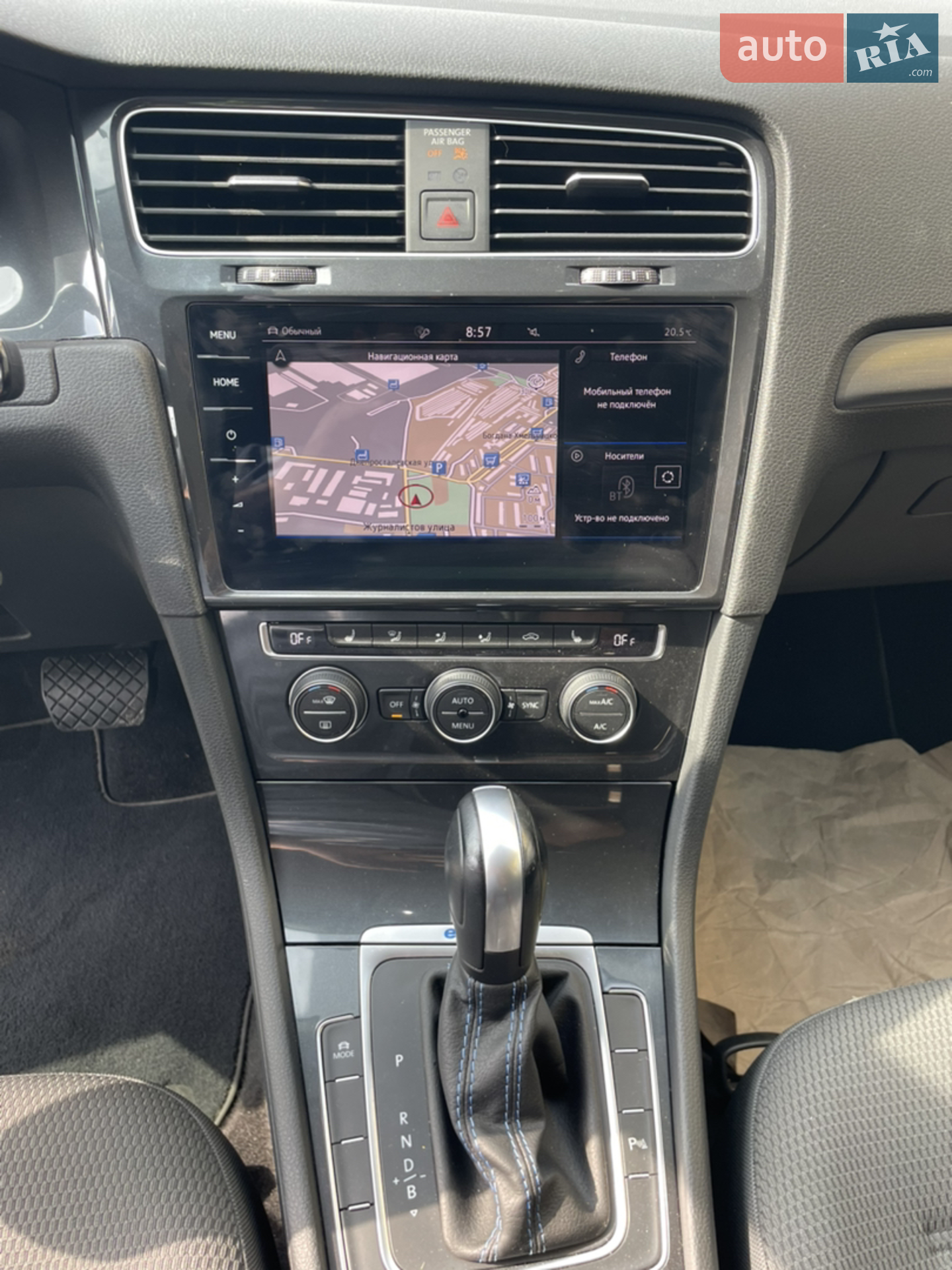 2020 Volkswagen Golf - мініатюра 10