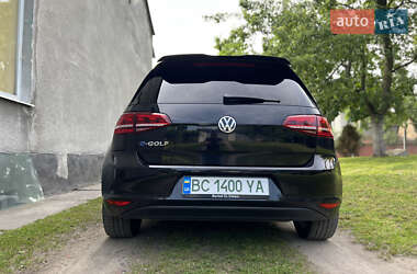 Хэтчбек Volkswagen e-Golf 2015 в Львове