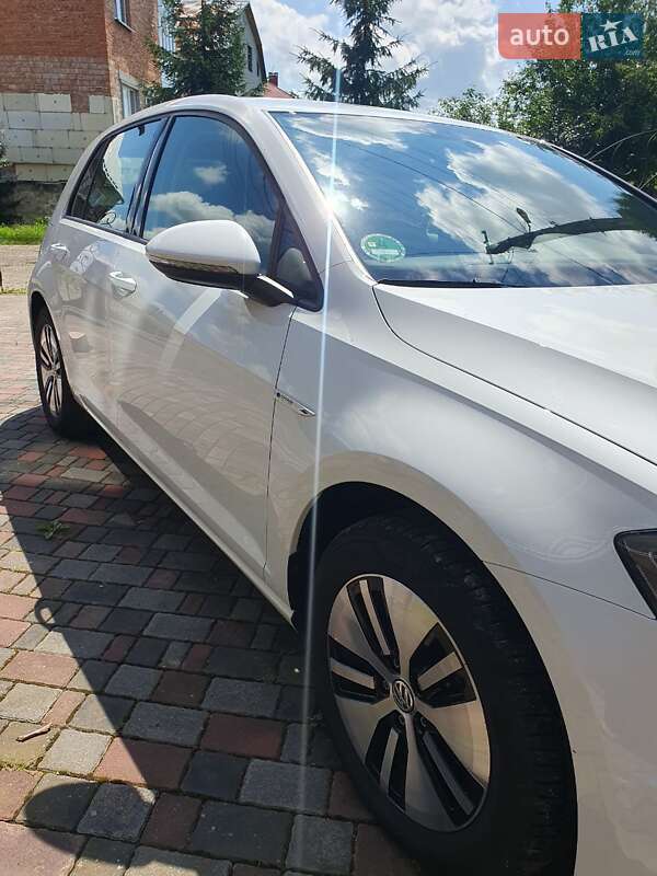 Хэтчбек Volkswagen e-Golf 2018 в Стрые фото 9 Хэтчбек Volkswagen e-Golf 2018 в Стрые
