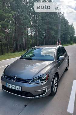 Хэтчбек Volkswagen e-Golf 2016 в Славуте