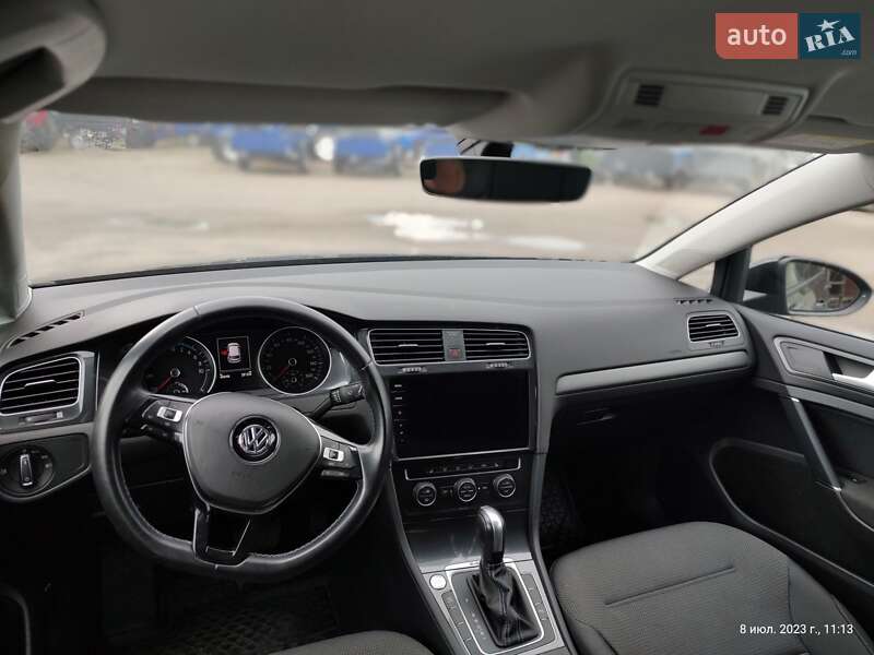 Хетчбек Volkswagen e-Golf 2020 в Черкасах