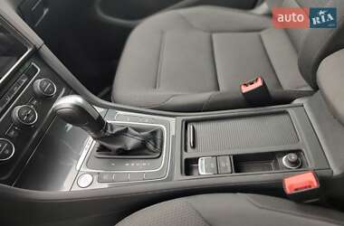 Хетчбек Volkswagen e-Golf 2020 в 