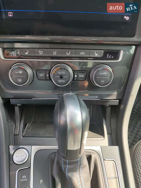 Хетчбек Volkswagen e-Golf 2020 в Черкасах