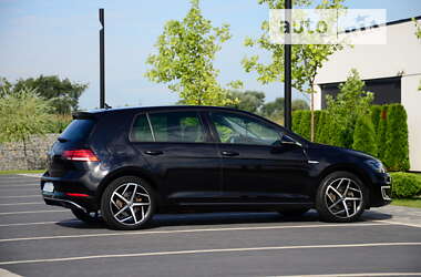Хетчбек Volkswagen e-Golf 2018 в 