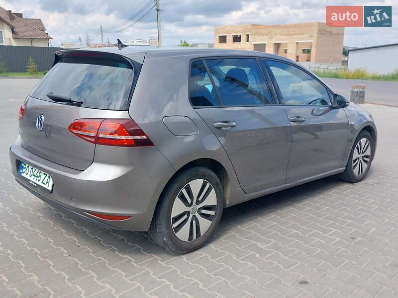 Хэтчбек Volkswagen e-Golf 2016 в Тернополе