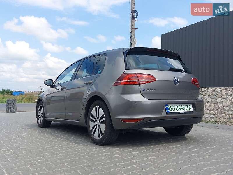 Хэтчбек Volkswagen e-Golf 2016 в Тернополе