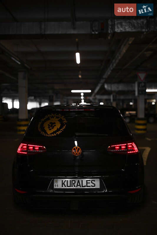Хетчбек Volkswagen e-Golf 2015 в Києві фото 8 Хетчбек Volkswagen e-Golf 2015 в Києві