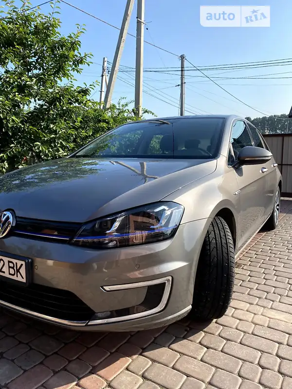 Volkswagen e-Golf