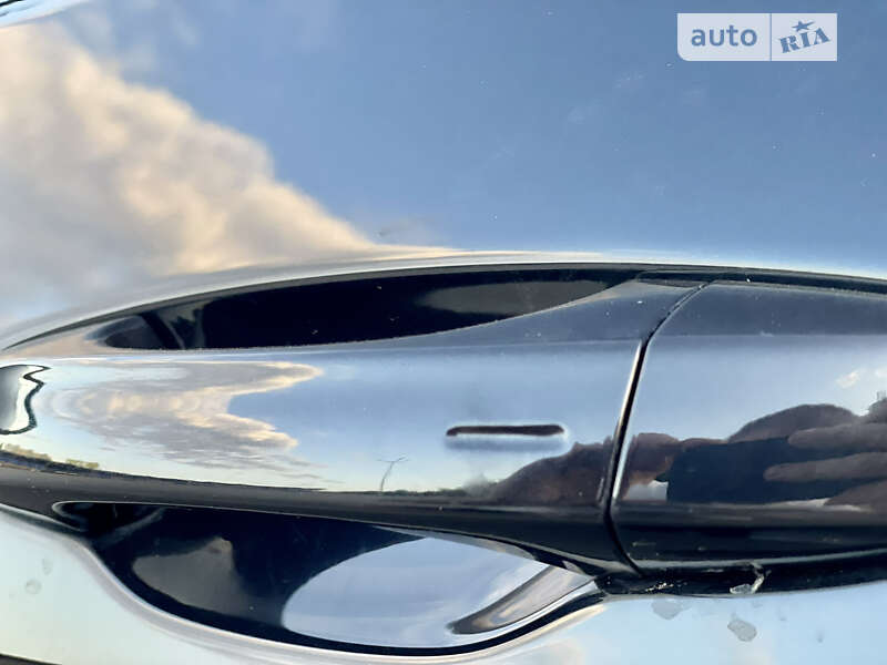 Хетчбек Volkswagen e-Golf 2017 в Харкові