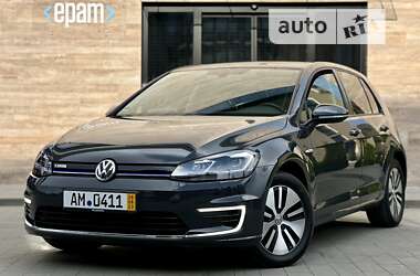 Хэтчбек Volkswagen e-Golf 2020 в 