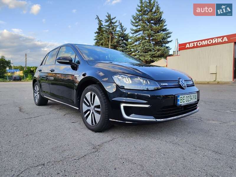 Хетчбек Volkswagen e-Golf 2015 в Харкові