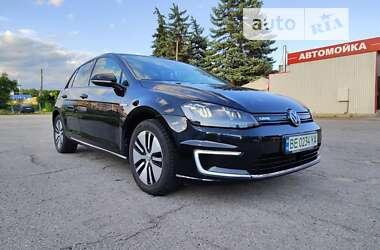 Хетчбек Volkswagen e-Golf 2015 в Харкові