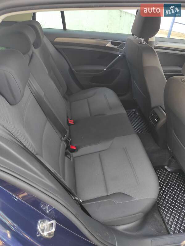 Хетчбек Volkswagen e-Golf 2017 в Одесі