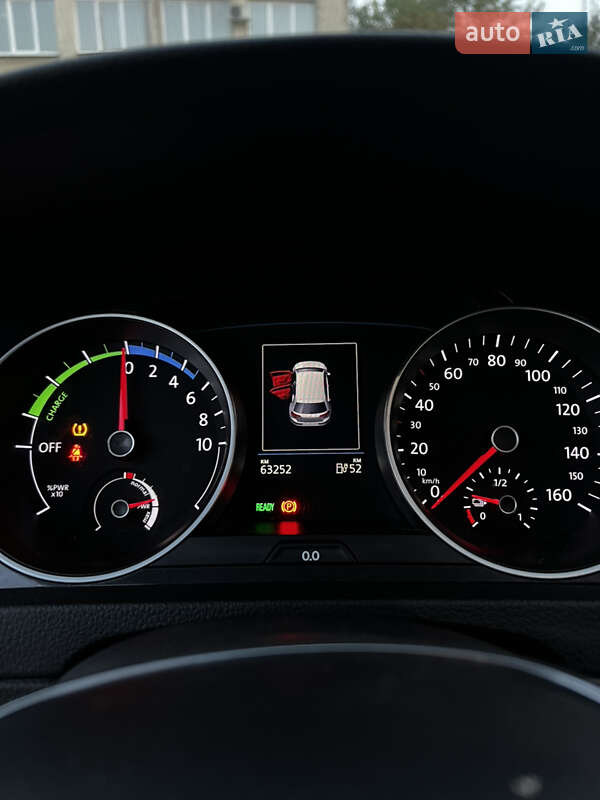 Хетчбек Volkswagen e-Golf 2020 в Івано-Франківську