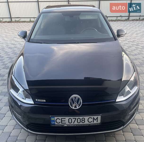 Хетчбек Volkswagen e-Golf 2016 в Чернівцях фото 3 Хетчбек Volkswagen e-Golf 2016 в Чернівцях