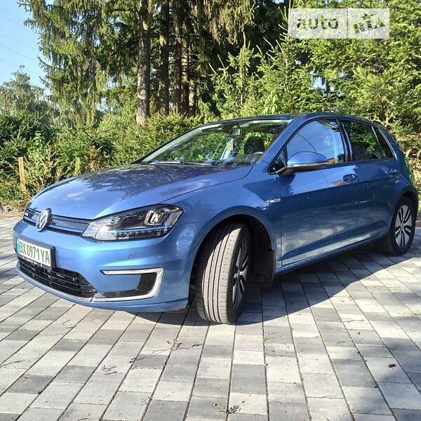 Хетчбек Volkswagen e-Golf 2015 в Старокостянтинові фото 16 Хетчбек Volkswagen e-Golf 2015 в Старокостянтинові