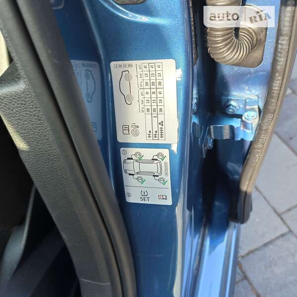 Хетчбек Volkswagen e-Golf 2015 в Старокостянтинові фото 21 Хетчбек Volkswagen e-Golf 2015 в Старокостянтинові