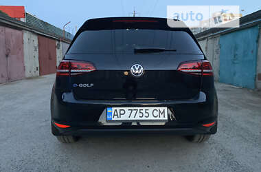 Хэтчбек Volkswagen e-Golf 2015 в Запорожье