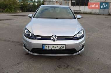 Хэтчбек Volkswagen e-Golf 2016 в Кременчуге