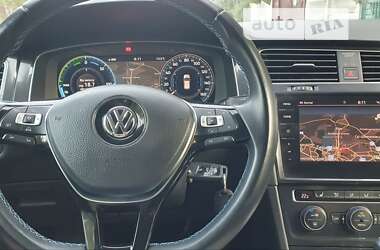 Хэтчбек Volkswagen e-Golf 2018 в Тернополе