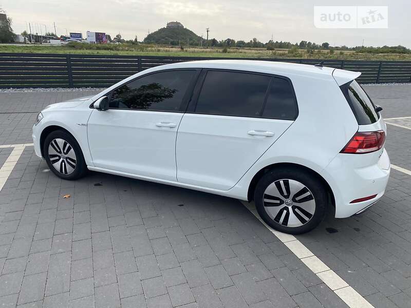 Хэтчбек Volkswagen e-Golf 2019 в Ужгороде